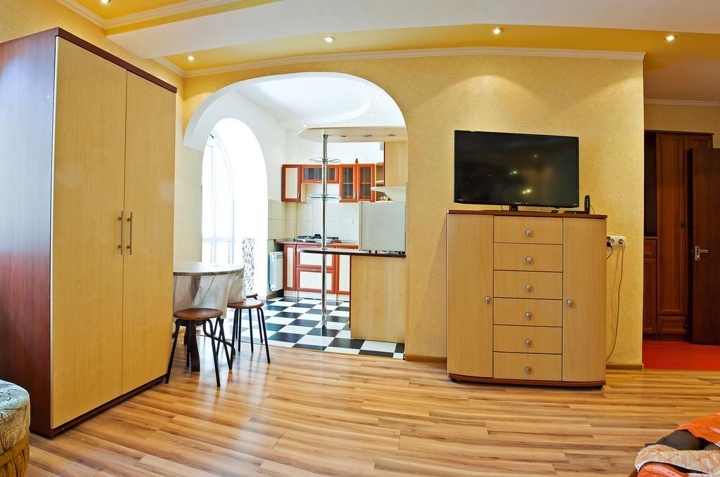Lessor Apartments Almaty Room photo